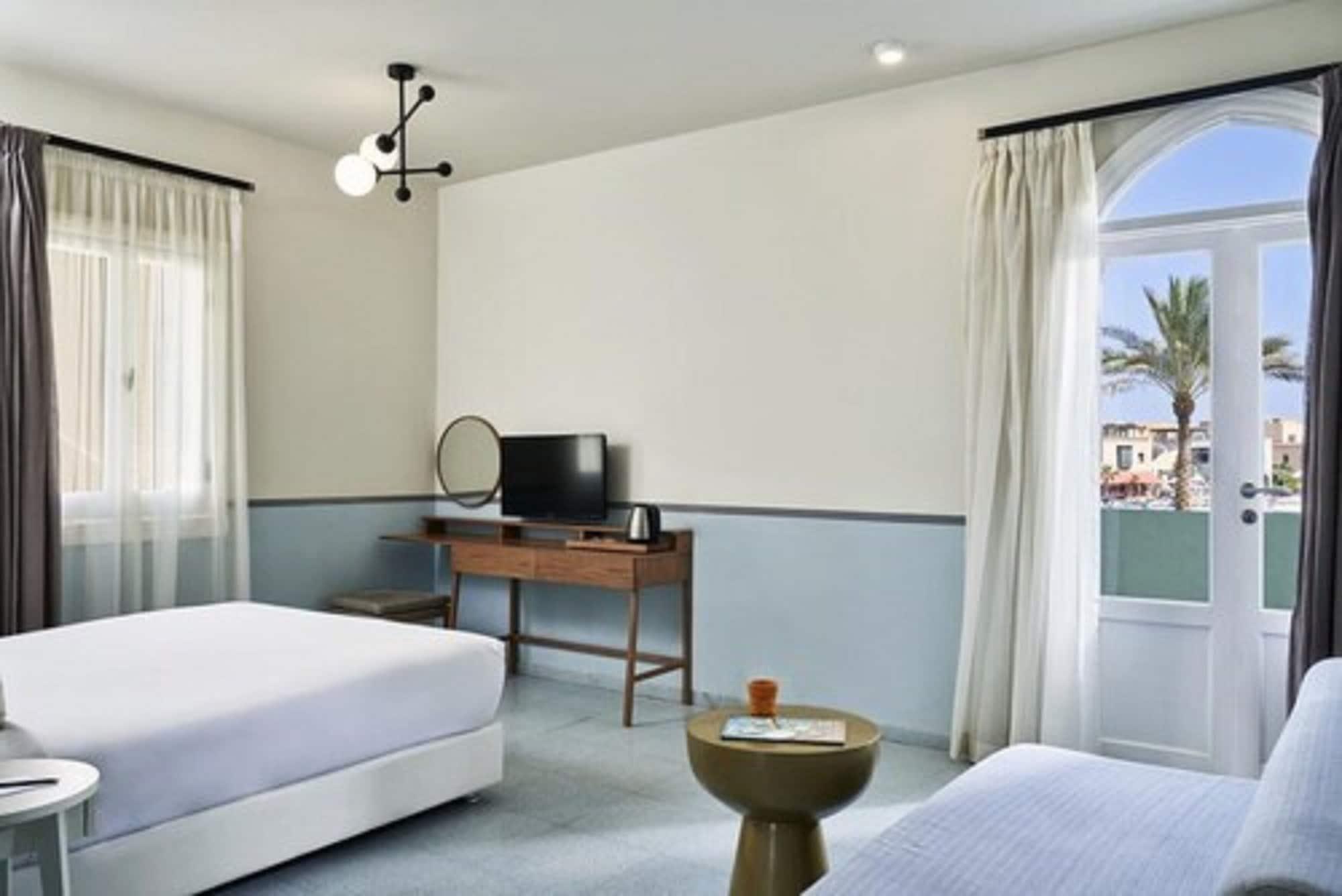 Turtle'S Inn Hotel Хургада Екстериор снимка